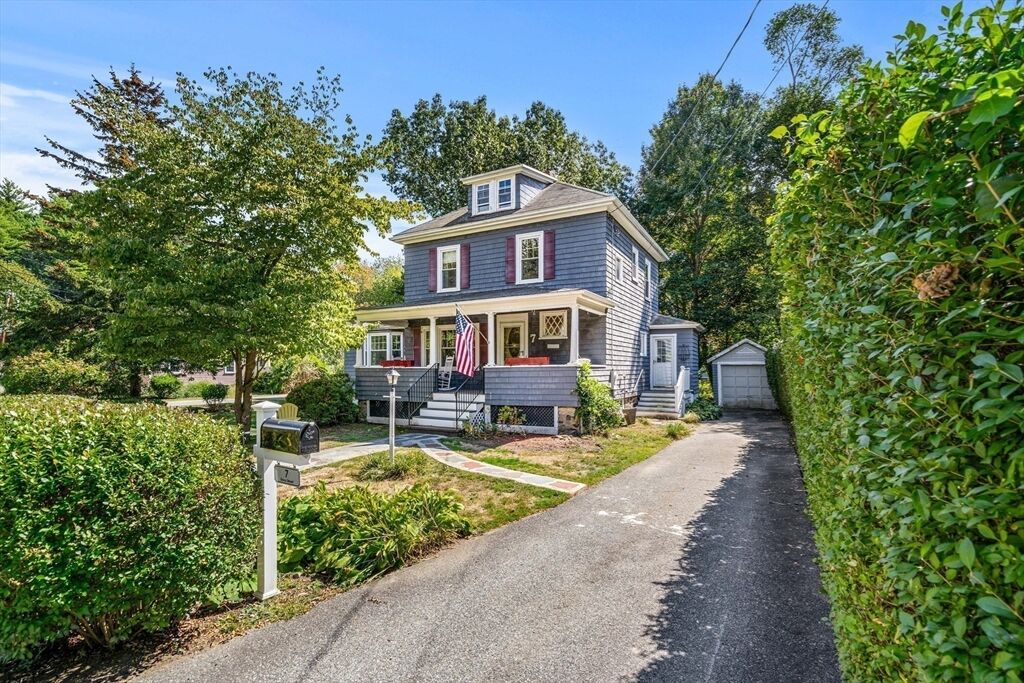 Property Photo:  7 Essex St  MA 01880 