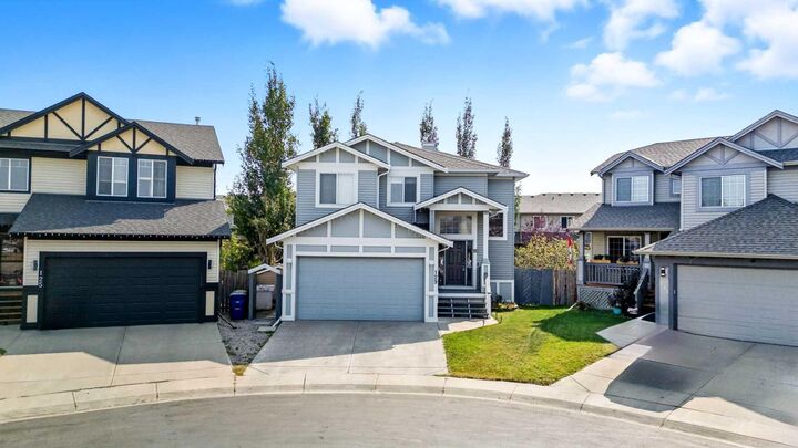 129 Luxstone Green SW  Airdrie AB T3B 3B9 photo
