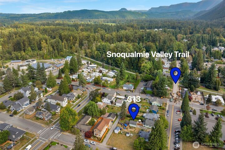 Property Photo:  313  Main Avenue N  WA 98045 