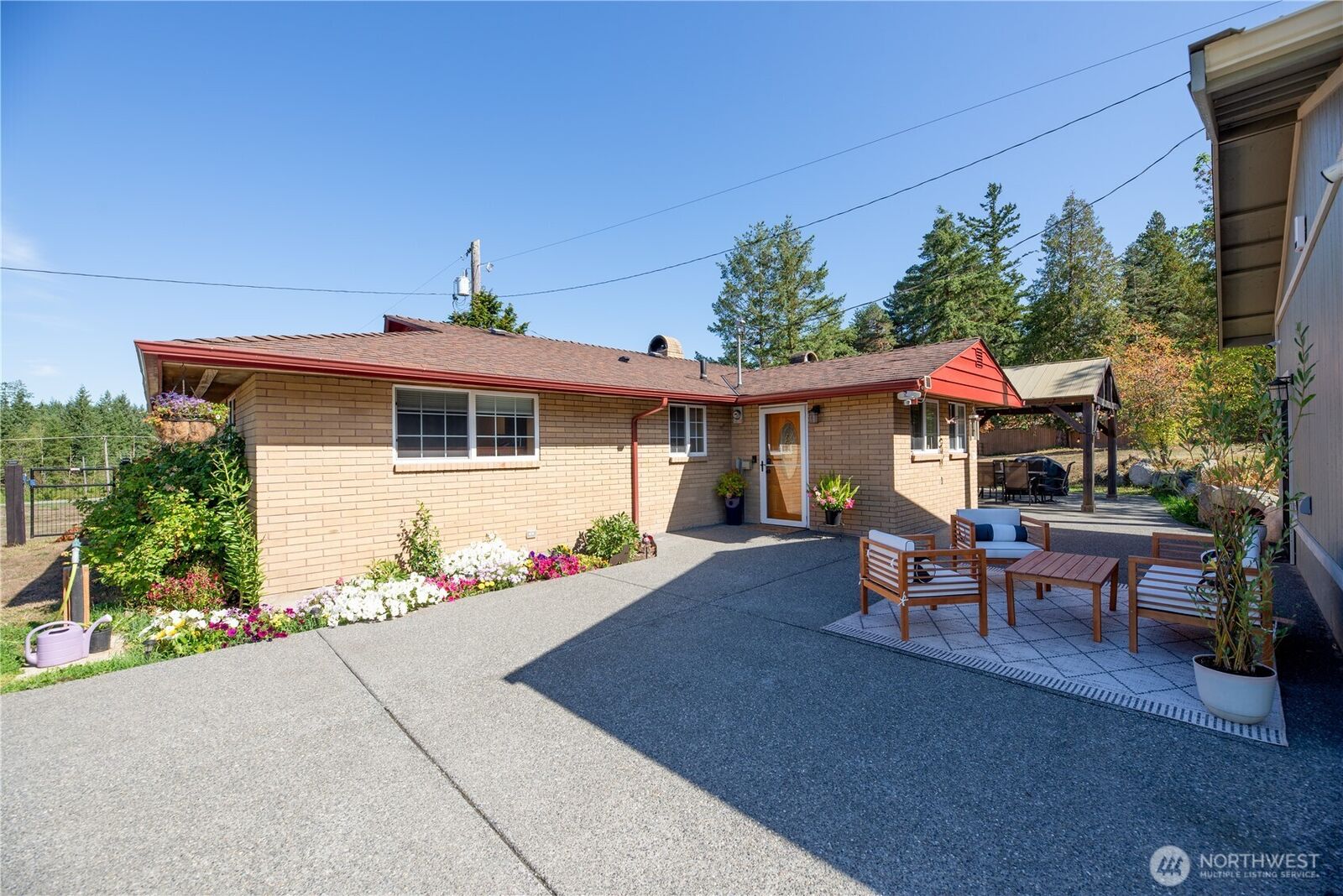 Property Photo:  273702  Hwy 101  WA 98382 