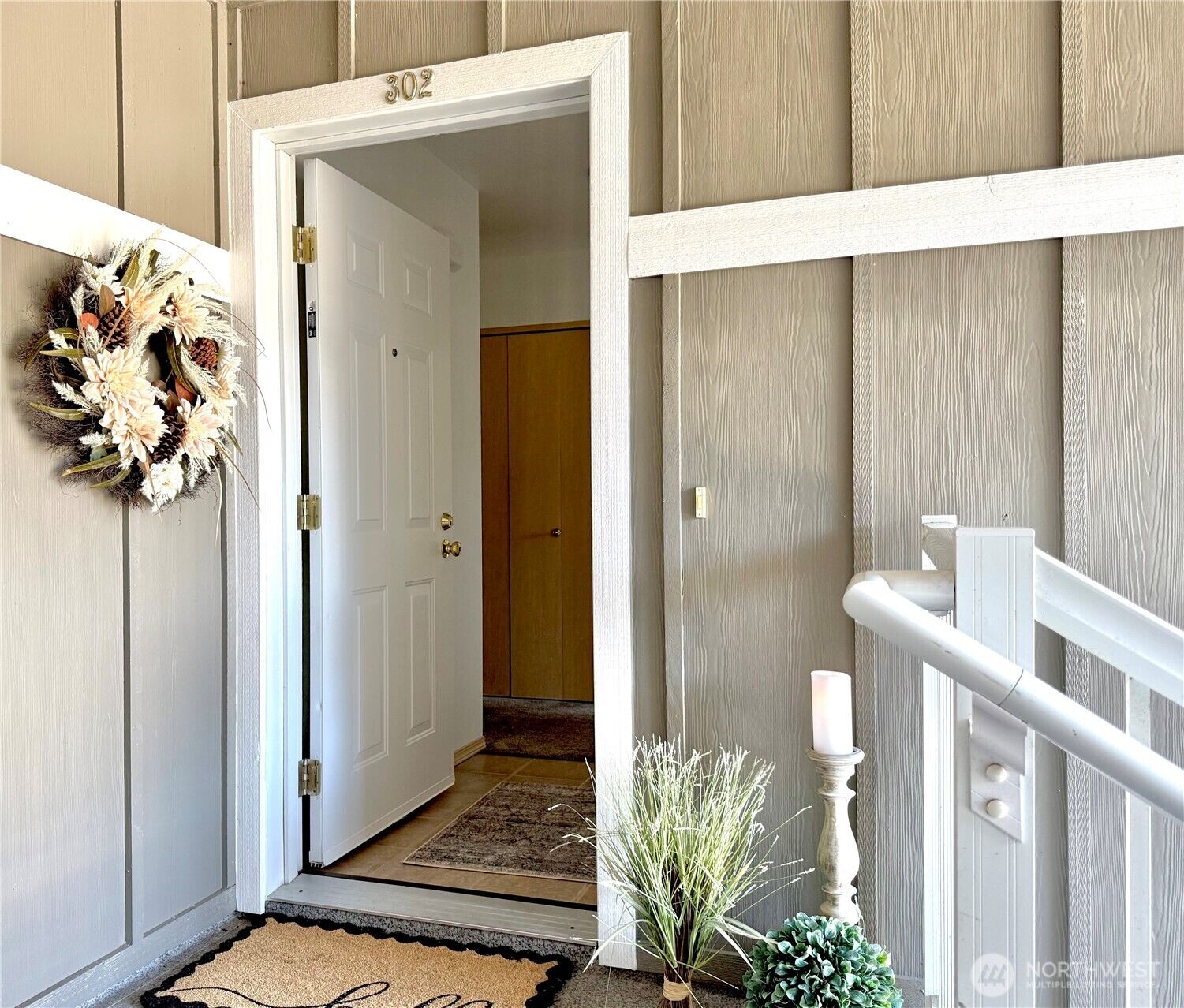 Property Photo:  1700 SW Mulberry Place A302  WA 98277 