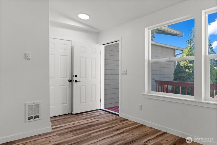 Property Photo:  3847 E Howe Street  WA 98404 