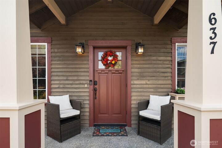Property Photo: 637 Arbor Crest Lane WA 98260