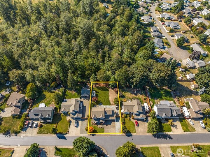 Property Photo:  10904  238th Avenue Ct E  WA 98321 