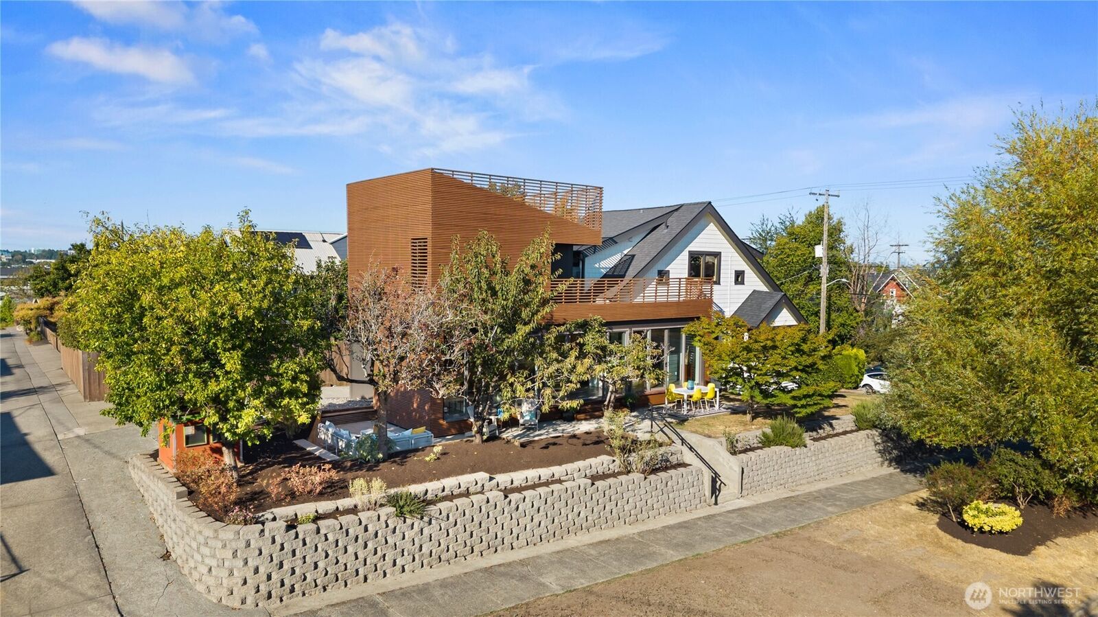 Property Photo: 2821 21st Avenue S WA 98144