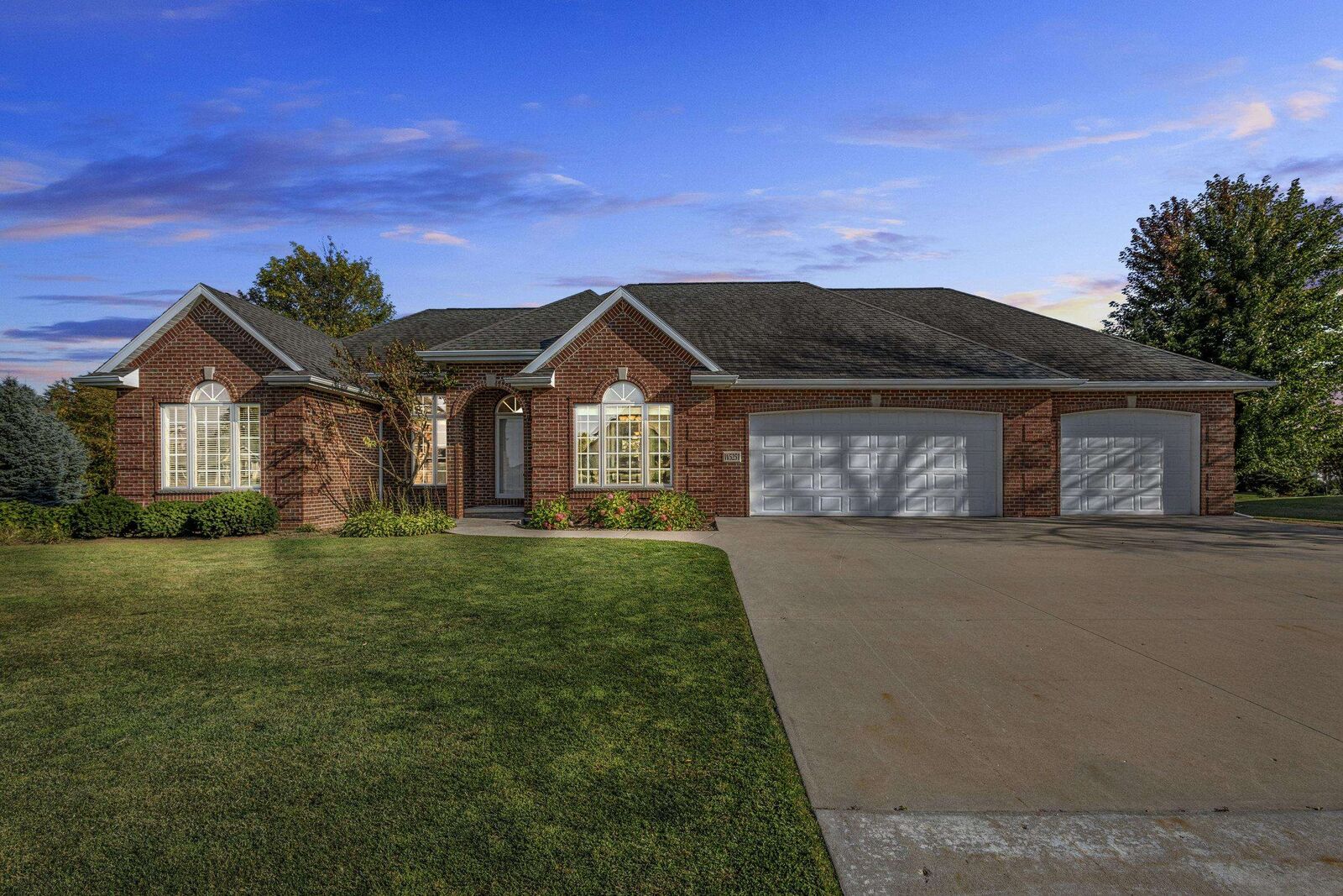 Property Photo:  W5251 Arbor Vitae Court  WI 54169 