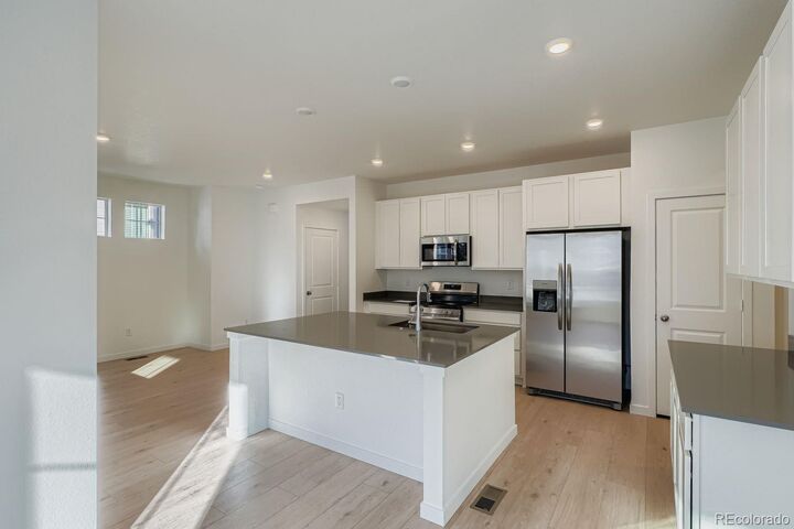 Property Photo:  6760 Juniper Drive  CO 80602 