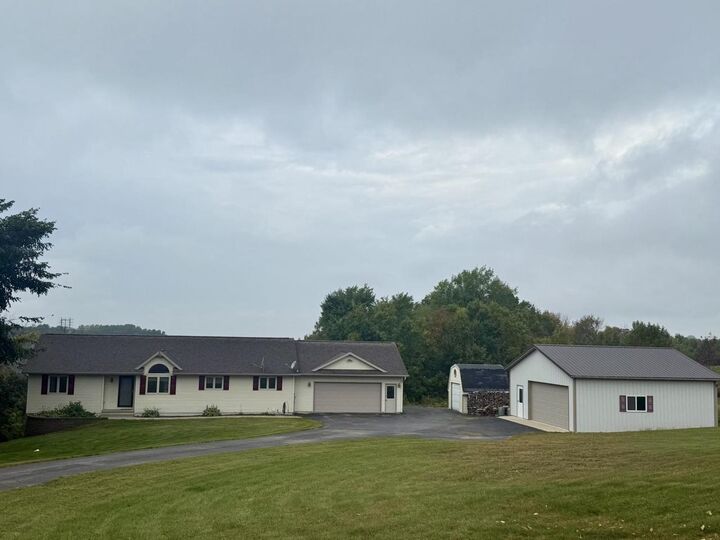 Property Photo: 18185 County Road T WI 54660