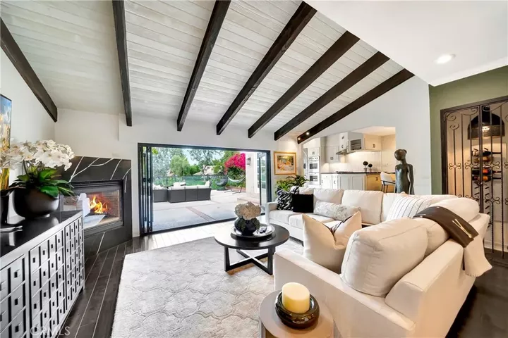 Property Photo: 4420 Park Jazmin CA 91302