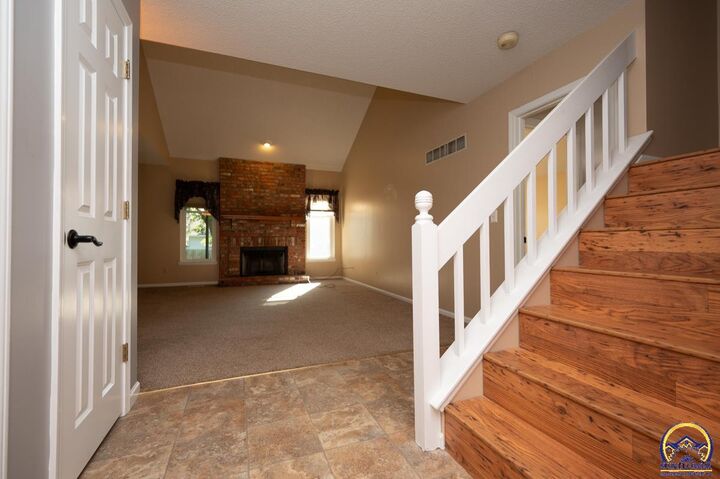 Property Photo:  2830 SW Arvonia Pl  KS 66614 