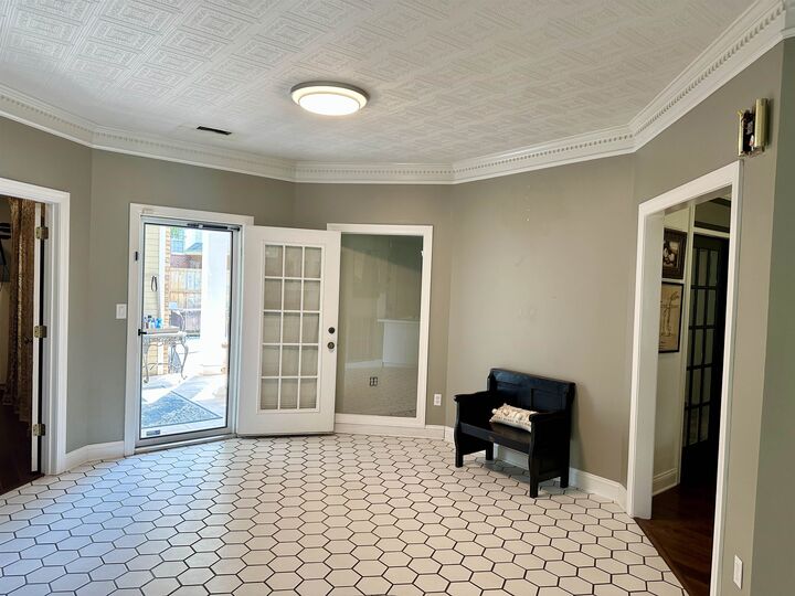 Property Photo:  117 Willow Oak  AL 35661 - MUSCLE S 