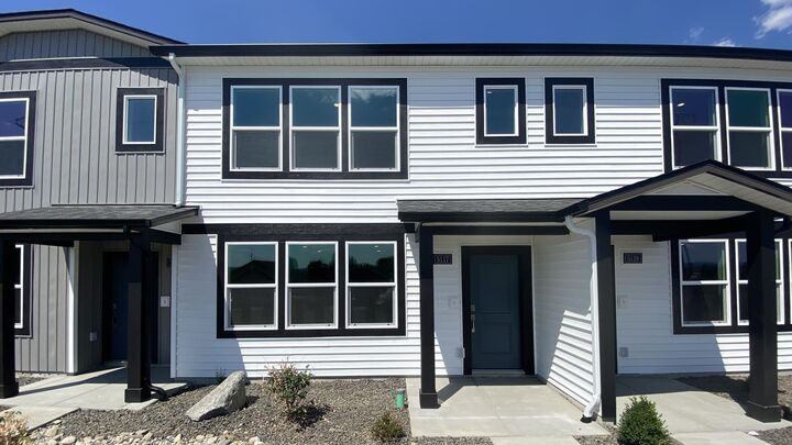 5273 E Liberty Ln  Spokane WA 99217 photo