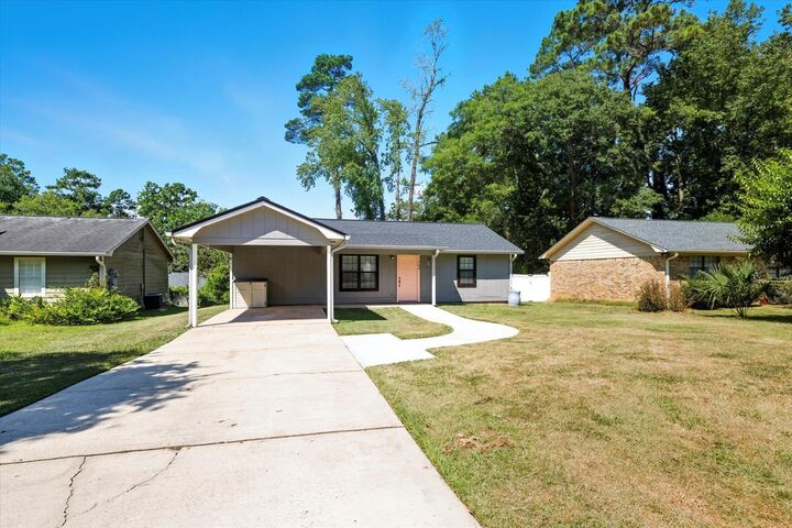 Property Photo:  160 Dawn Lauren Lane  FL 32301 