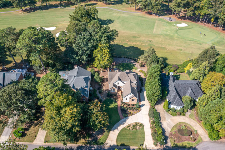 Property Photo: 8713 Gleneagles Drive NC 27613
