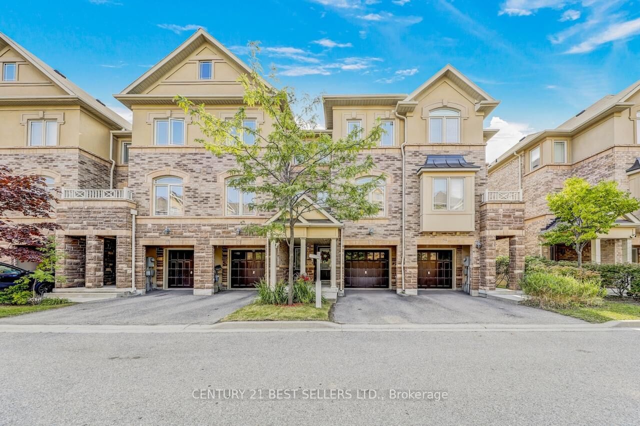 Property Photo:  6625 Falconer Drive 52  ON L5N 0C7 