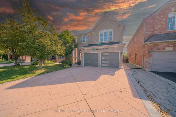 Property Photo: 3145 Wrigglesworth Crescent ON L5M 6W7