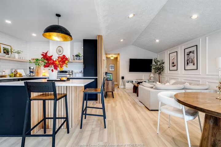 Property Photo:  135 Sturgeon Meadows Avenue  ON N8H 5L1 