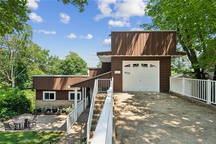 Property Photo:  4075 Greensburg Pike  PA 15221 