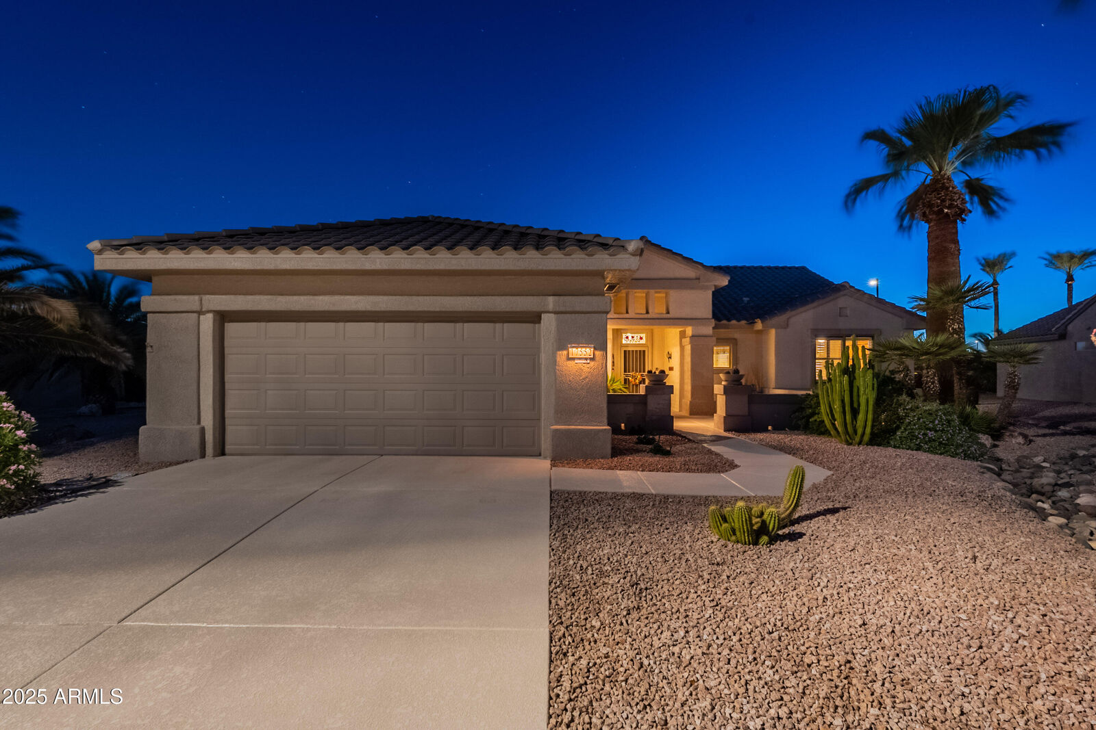 Property Photo:  17552 N Somerset Drive N  AZ 85374 