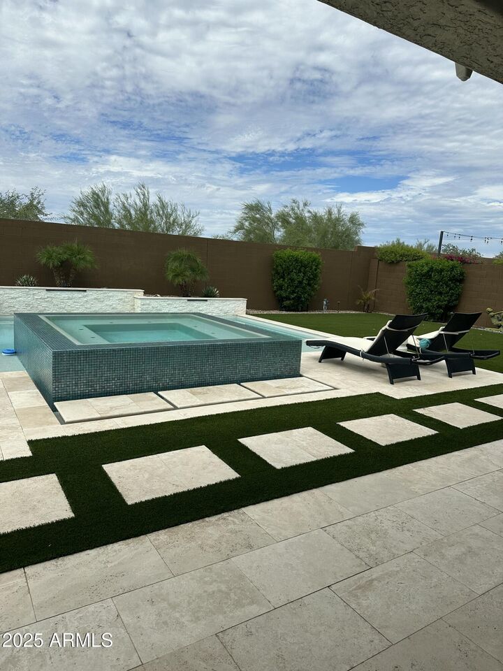 Property Photo:  22618 N Cave Butte Street  AZ 85050 