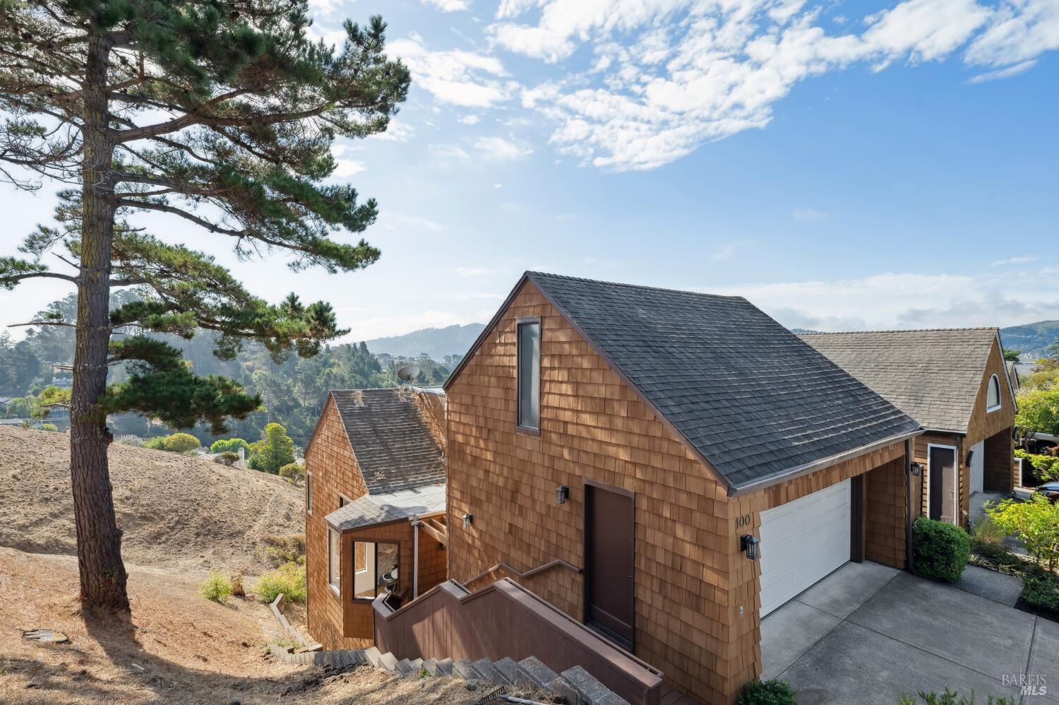 Property Photo:  100 Milland Drive  CA 94941 