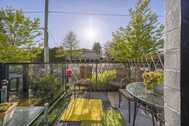 Property Photo: 94 W King Edward Avenue 24 BC V5Y 0N6