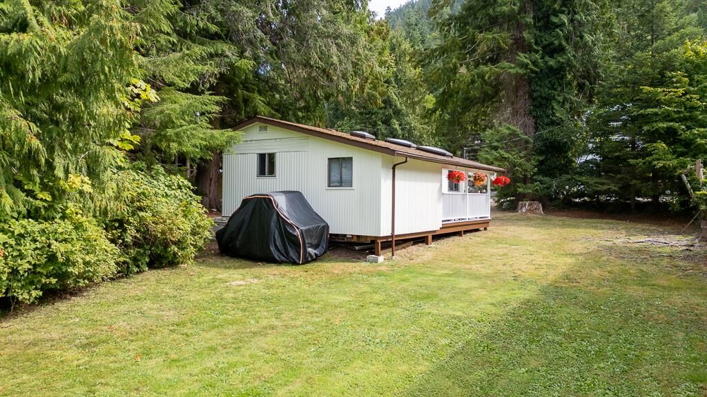 Property Photo: 5223 Wesjac Road BC V0N 2H1