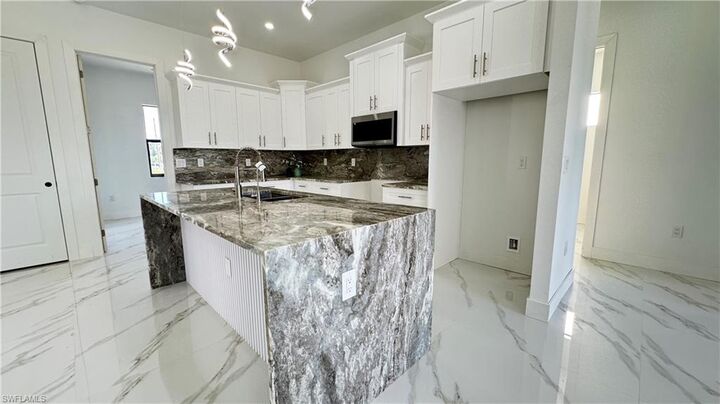 Property Photo:  3801 3rd St SW  FL 33976 