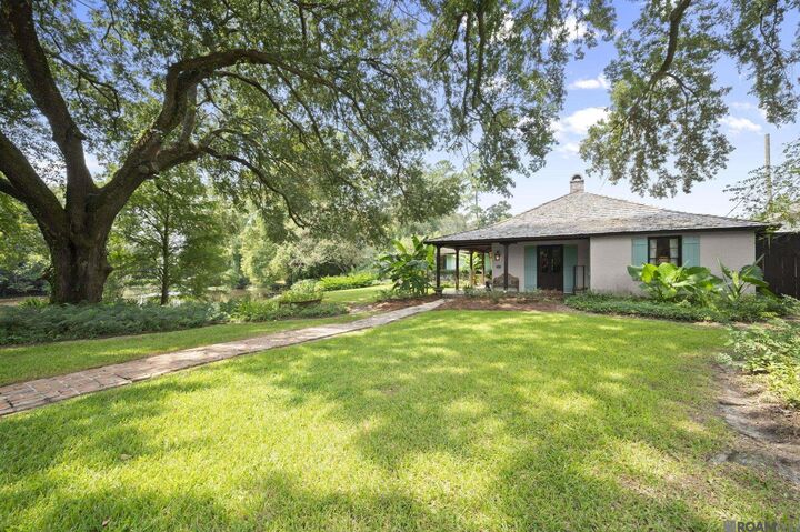 Property Photo:  1525 Brame Dr  LA 70808 
