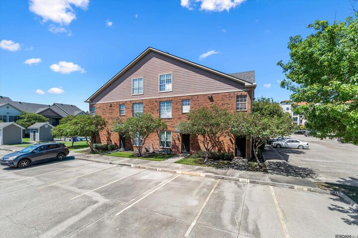 Property Photo: 710 E Boyd Dr #608 LA 70808