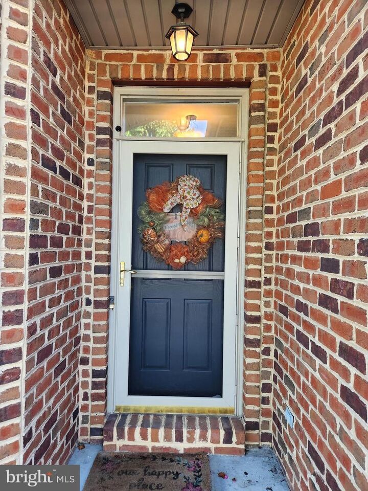 Property Photo: 1670 Williamsburg Way PA 17050