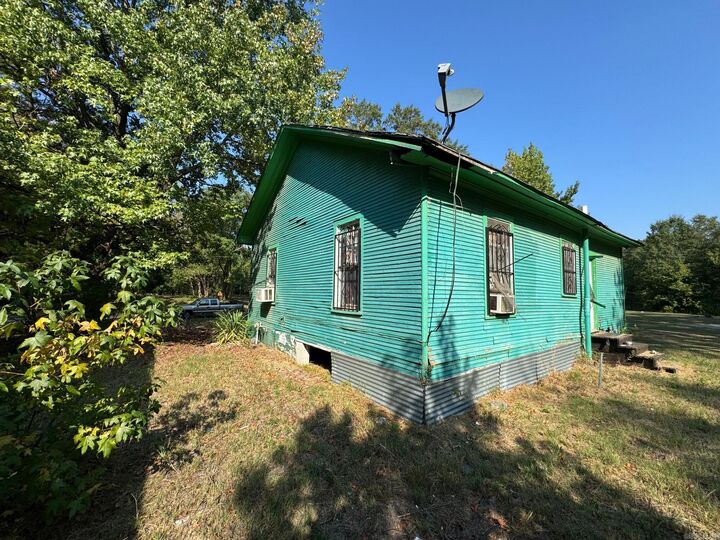 Property Photo:  1017 S Plum Street  AR 71601 