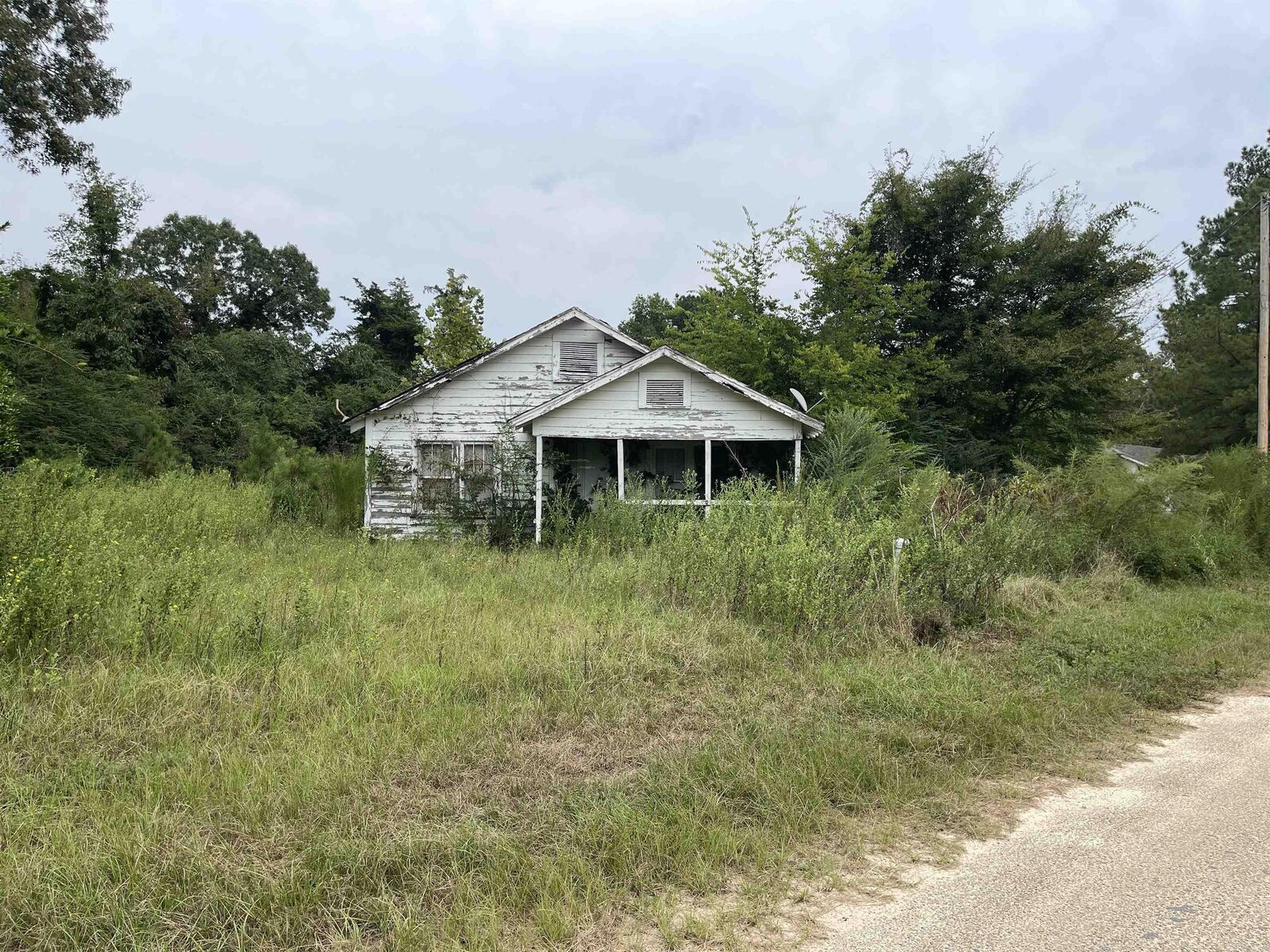 Property Photo:  116 Ouachita 504  AR 71701 