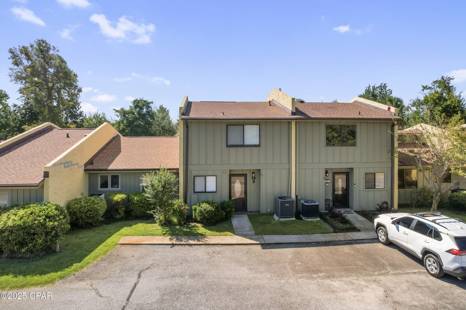 Property Photo: 1025 W 19th 28B Street 28B FL 32405