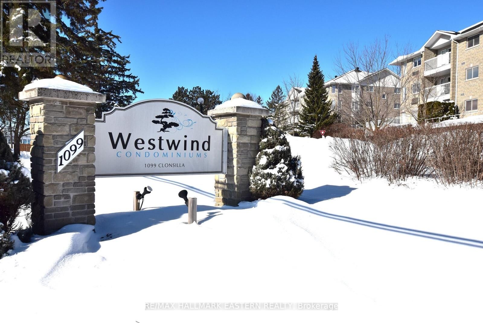 Property Photo: 1099 Clonsilla Avenue 316A ON J9J 8L6