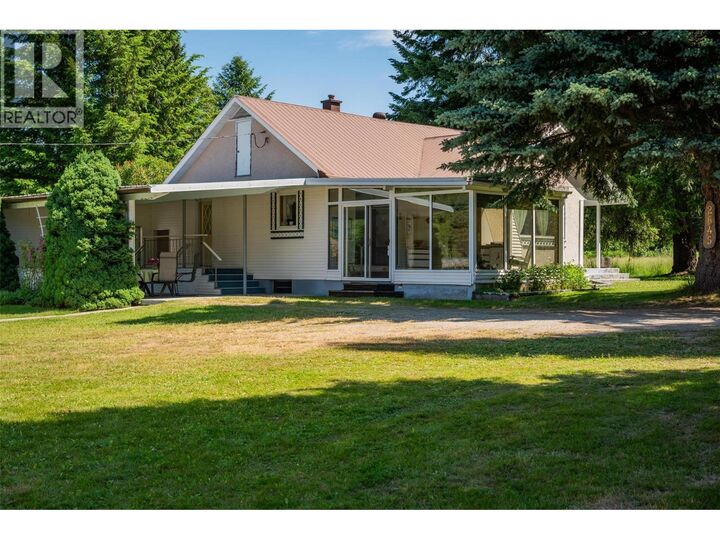 2645 Shoreacres Road  Castlegar BC V1N 4P8 photo