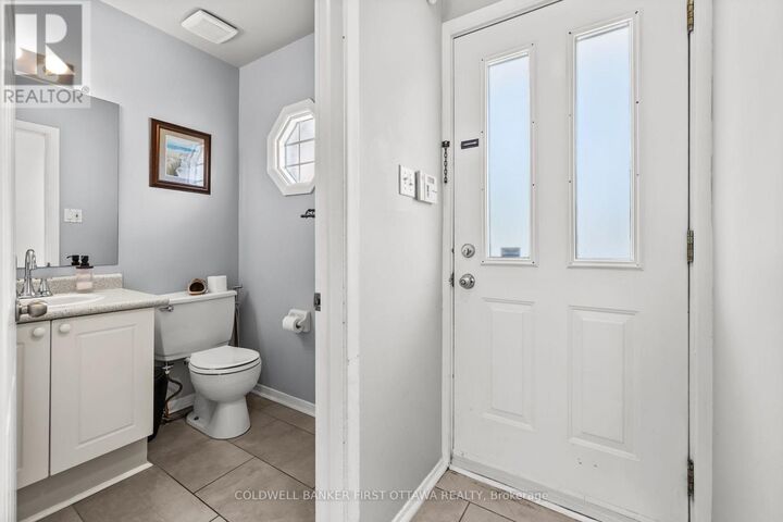 Property Photo:  113 Monterey Drive  ON K2H 7A9 