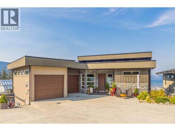 1061 19 Avenue Southeast  Salmon Arm BC V1E 0E6 photo