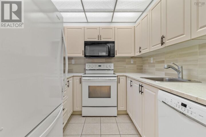 Property Photo:  30 Brookdale Crescent 304  NS B3A 4T7 