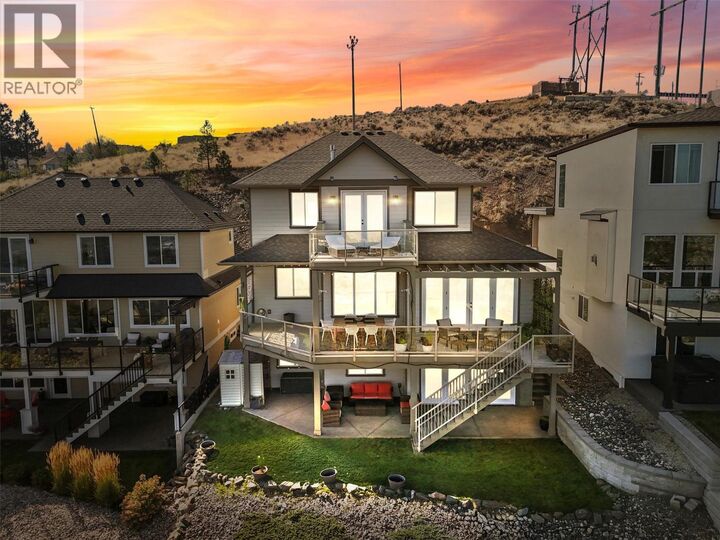Property Photo: 460 Azure Place 11 BC V2E 0A9