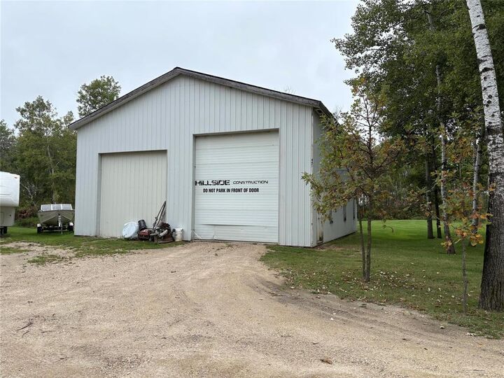 Property Photo:  194 Hein Drive  MB R0A 0W0 