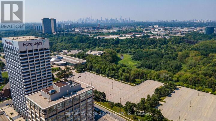 Property Photo: 797 Don Mills Road 409 ON M3C 1V1