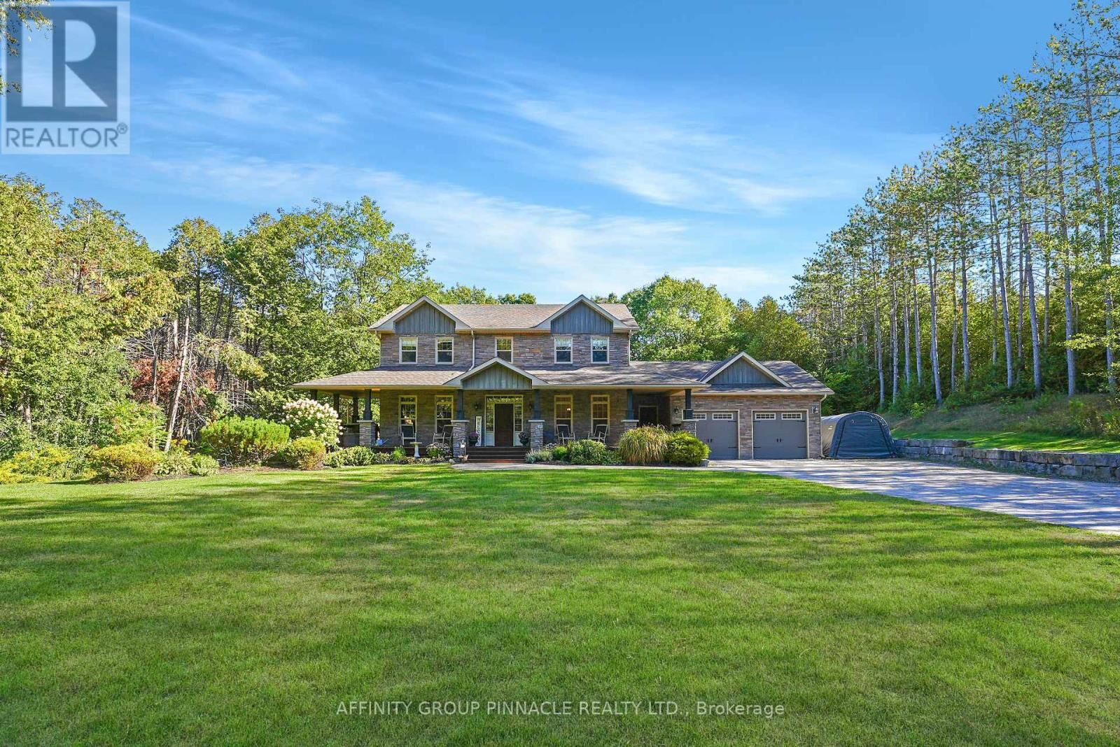 Photo de la propriété:  297 St Luke'S Road  ON K9V 4R5 