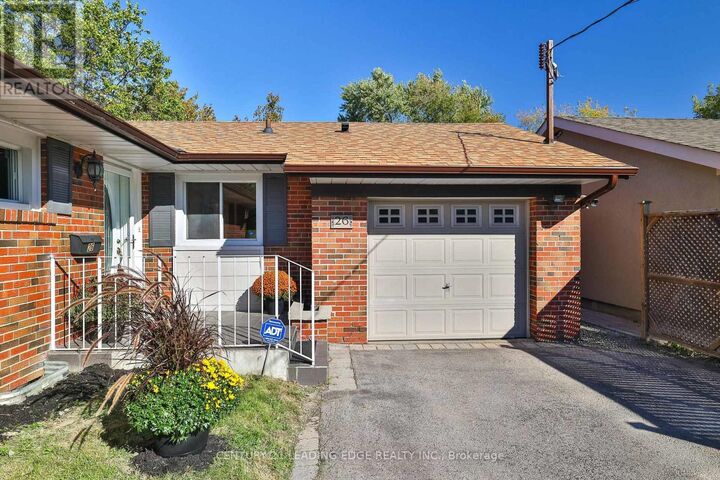 Property Photo:  26 Elvaston Drive  ON M4A 1M9 