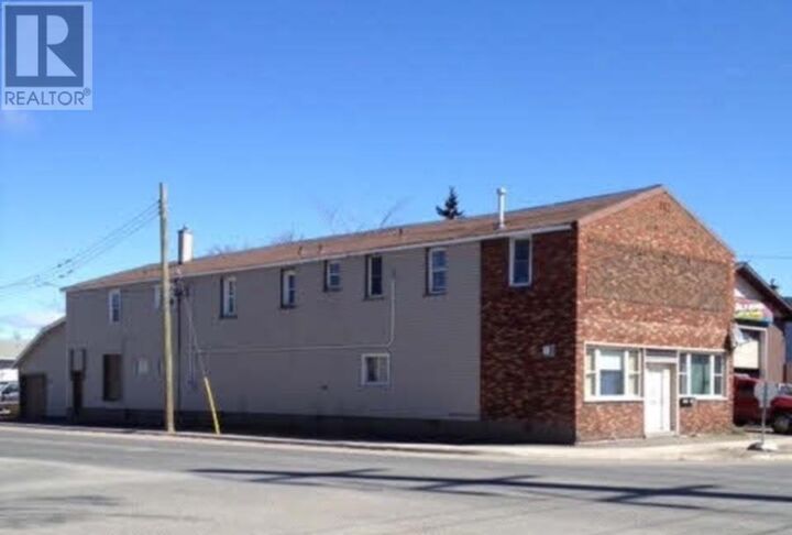 Property Photo: 254 Wallace Ter ON P6C 1K7