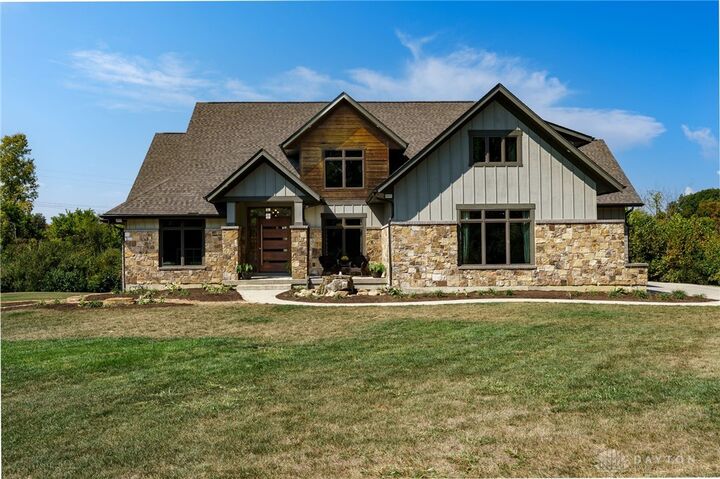 10693 Green Apple Road  Miamisburg OH 45342 photo