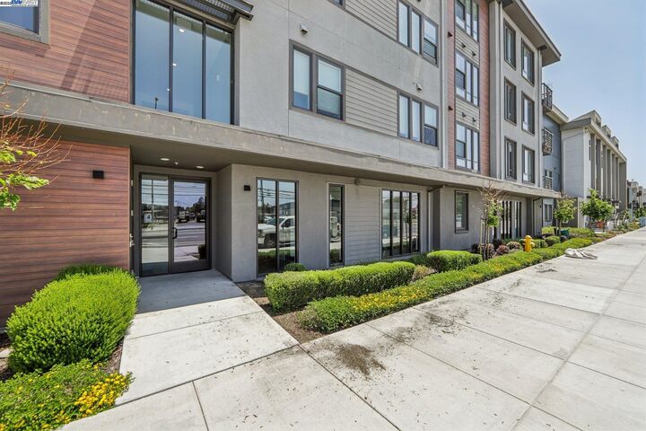 Property Photo:  45058 Fremont Blvd 300  CA 94538 