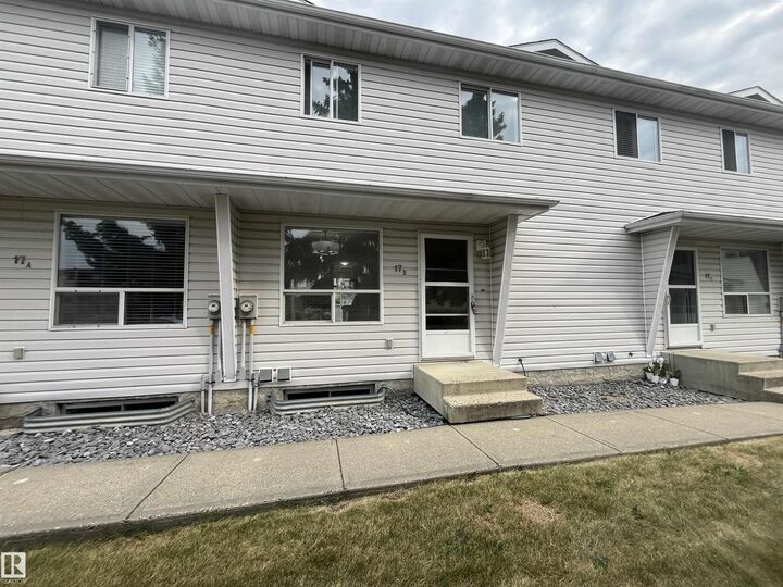 17 Imperial Crescent  Devon AB T9G 1K3 photo