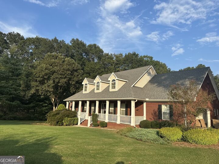Property Photo:  1102 Sequoia Trail  GA 30252 