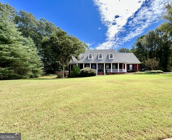 Property Photo:  1102 Sequoia Trail  GA 30252 